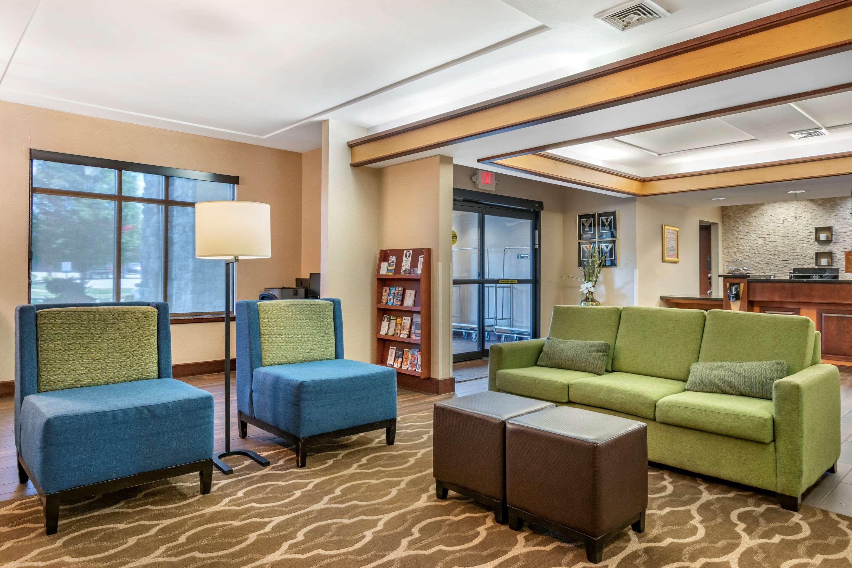 Comfort Inn Williamsport Buitenkant foto